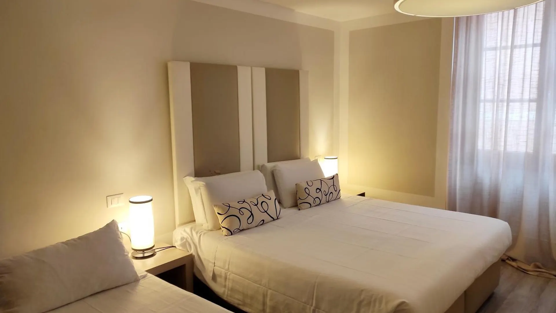 Relais Santa Maria Maggiore Rome Bed & Breakfast